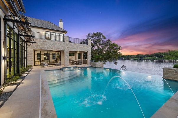 Exterior, Pool, Water
