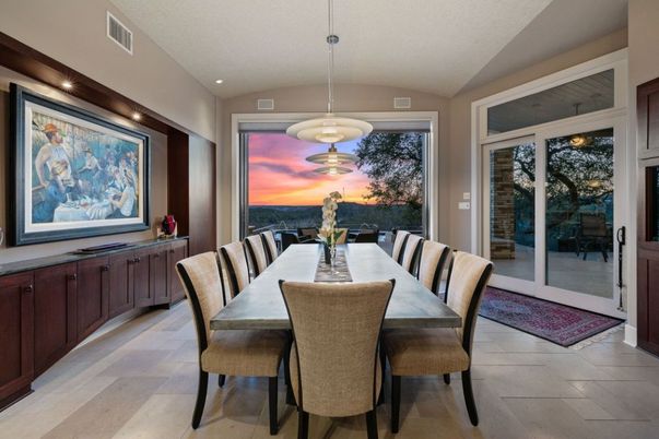 Dining room, Interior, Pendant Lights, Recessed Lighting