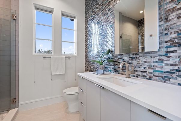 Bathroom, Interior, Recessed Lighting