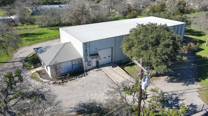 Exterior, Drone