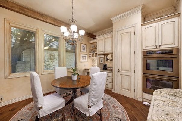 Chandelier, Dining room, Interior, Kitchen, Wood Texture Flooring