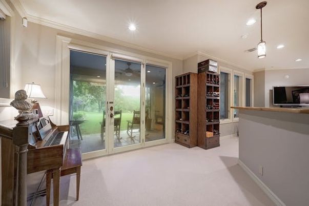 Interior, Pendant Lights, Piano, Recessed Lighting