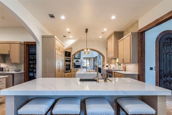 Interior, Kitchen, Pendant Lights, Recessed Lighting, Stainless Steel Appliances