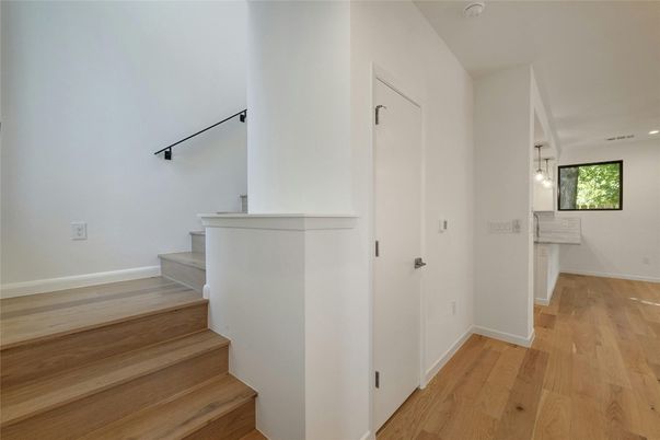 Interior, Pendant Lights, Recessed Lighting, Wood Texture Flooring