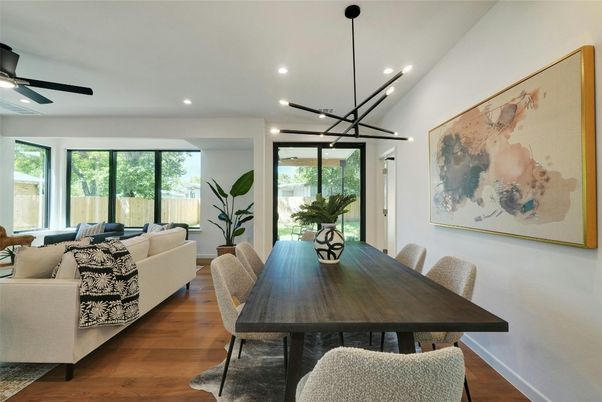 Dining room, Interior, Living room, Pendant Lights, Recessed Lighting, Wood Texture Flooring