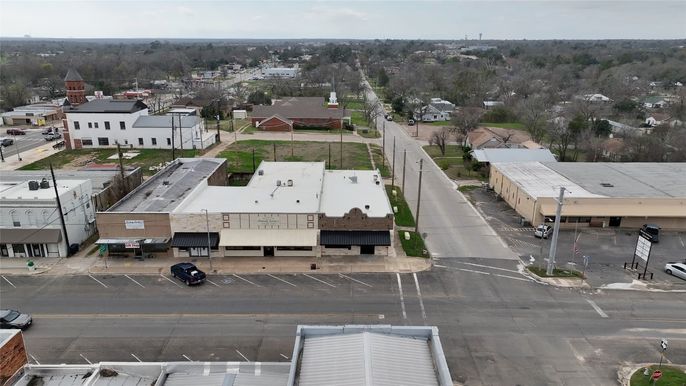 Exterior, Drone
