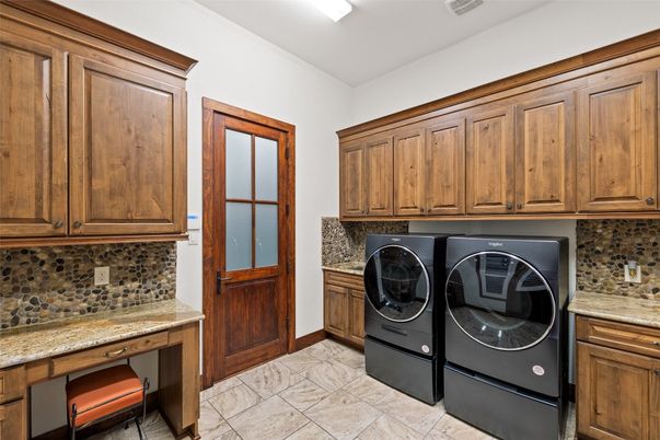 Interior, Washer