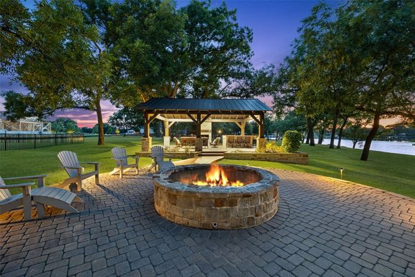 Backyard, Exterior, Water