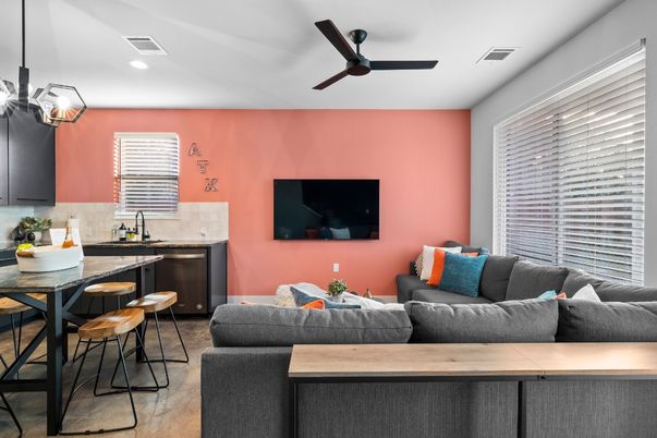 Interior, Living room, Pendant Lights, Recessed Lighting