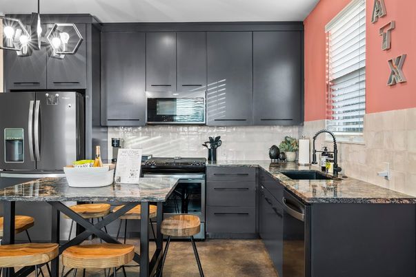 Interior, Kitchen, Pendant Lights, Stainless Steel Appliances