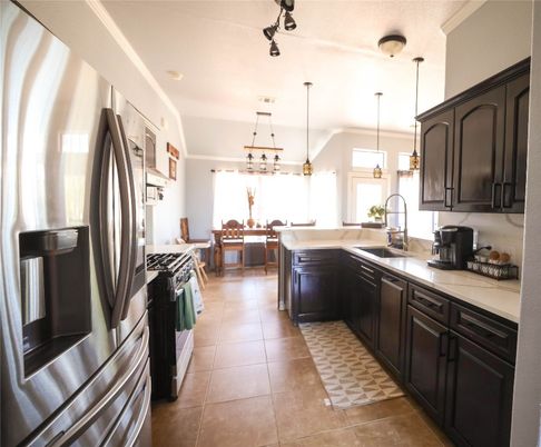 Dining room, Interior, Kitchen, Pendant Lights