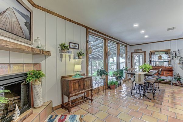 Dining room, Fireplace, Interior, Recessed Lighting