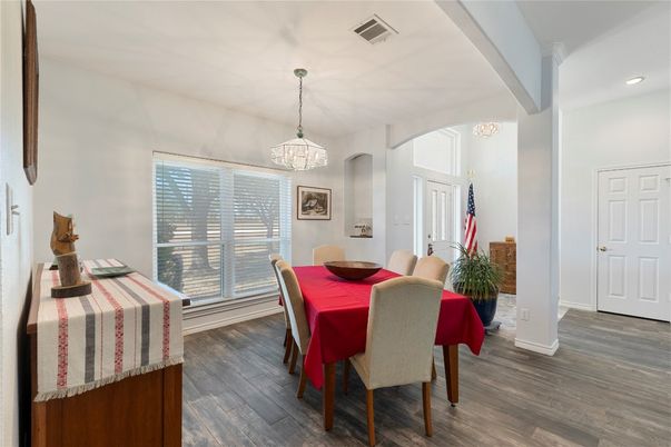 Chandelier, Dining room, Interior, Pendant Lights, Recessed Lighting, Wood Texture Flooring