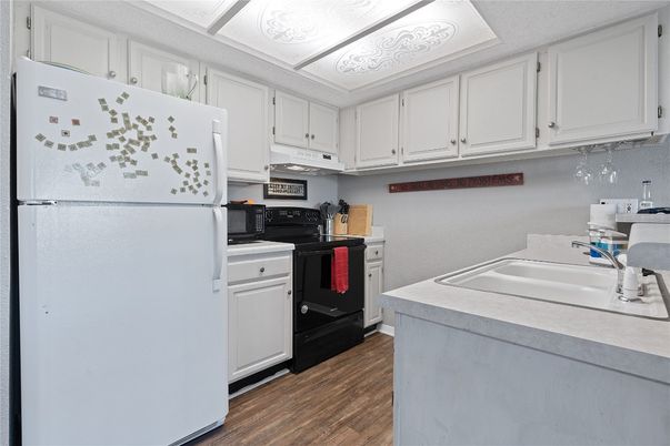 Interior, Kitchen, Wood Texture Flooring