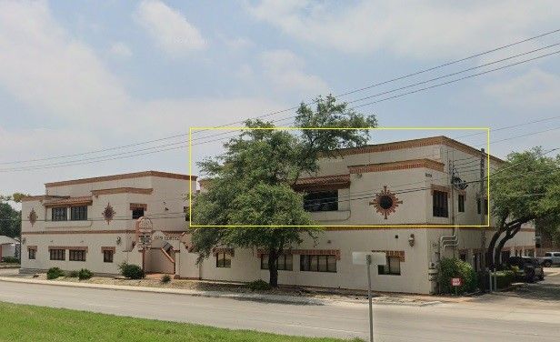 Exterior, Facade, Modern