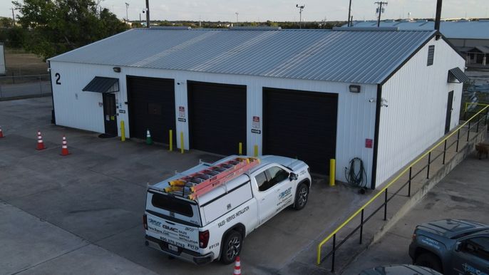 Detached Garage, Exterior