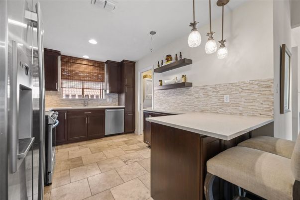 Interior, Kitchen, Pendant Lights, Recessed Lighting, Stainless Steel Appliances