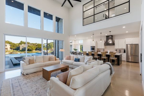 Dining room, Interior, Kitchen, Living room, Pendant Lights, Recessed Lighting, Stainless Steel Appliances