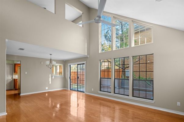 Chandelier, Empty room, Interior, Wood Texture Flooring