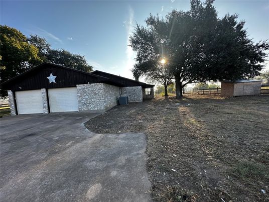 Backyard, Detached Garage, Exterior