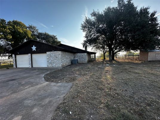 Backyard, Detached Garage, Exterior