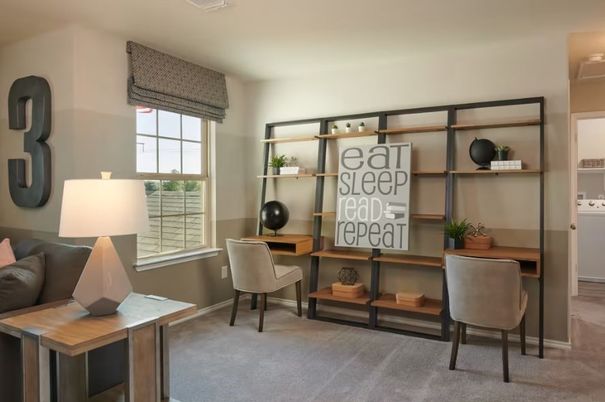 Home Office, Interior