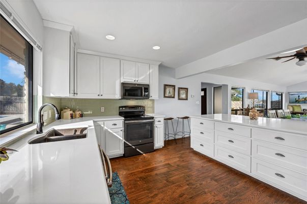 Interior, Kitchen, Recessed Lighting, Wood Texture Flooring