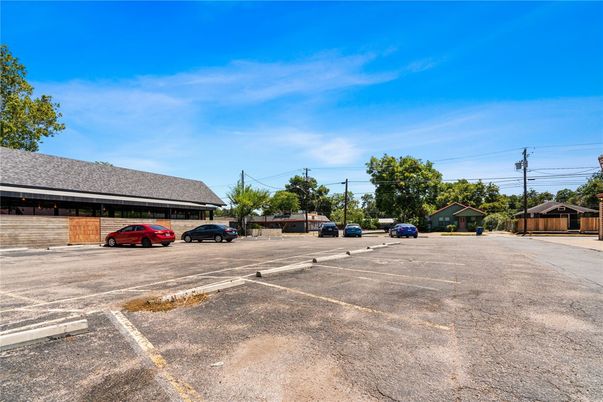 Detached Garage, Exterior