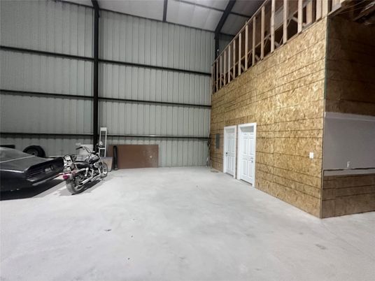 Garage, Interior, Stone Walls