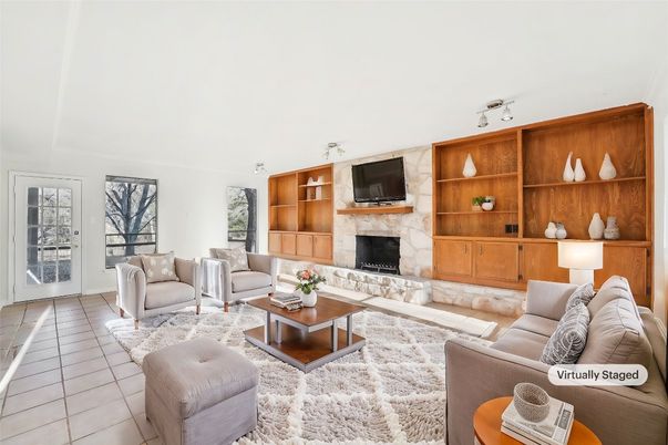 Fireplace, Interior, Living room