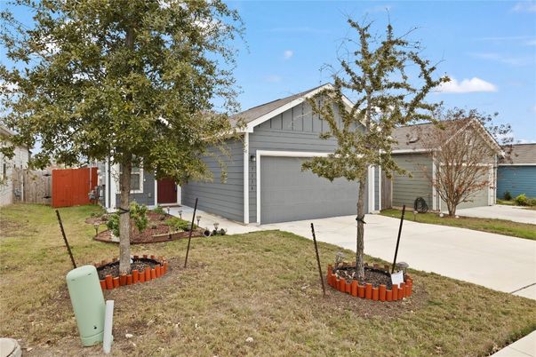 Backyard, Detached Garage, Exterior