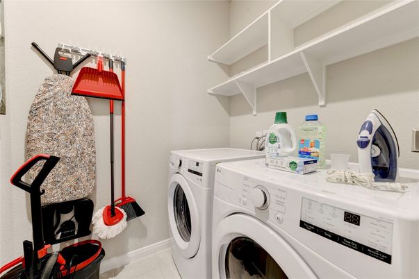 Interior, Washer