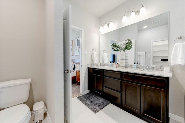 Bathroom, Dual Sink Vanities, Interior