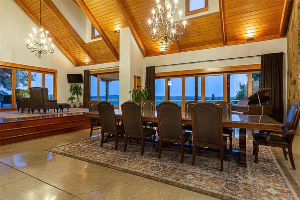 Chandelier, Dining room, Interior, Piano, Wooden Beams, Wooden Ceilings