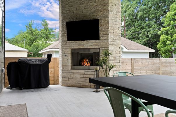 Exterior, Fireplace