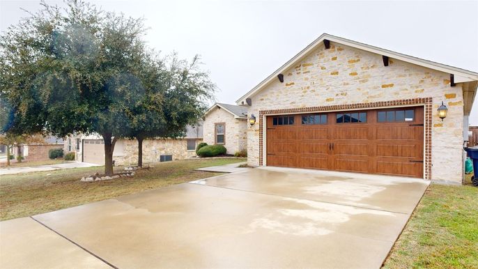 Backyard, Detached Garage, Exterior