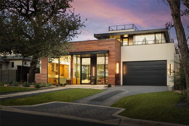Attached, Exterior, Facade, Modern