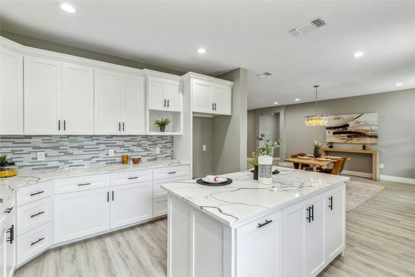 Dining room, Interior, Kitchen, Pendant Lights, Recessed Lighting, Wood Texture Flooring