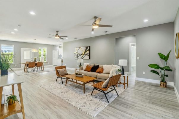 Dining room, Interior, Living room, Pendant Lights, Recessed Lighting, Wood Texture Flooring