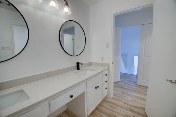 Bathroom, Dual Sink Vanities, Interior, Wood Texture Flooring
