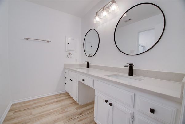 Bathroom, Dual Sink Vanities, Interior, Wood Texture Flooring