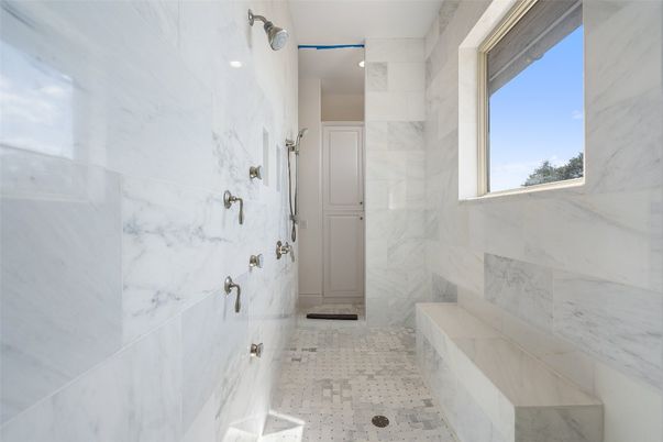 Bathroom, Interior, Marble Walls, Recessed Lighting