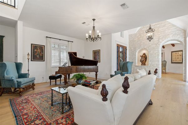 Chandelier, Interior, Living room, Pendant Lights, Piano, Wood Texture Flooring