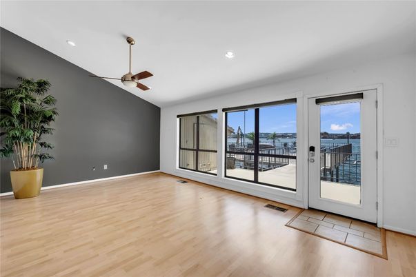 Empty room, Interior, Recessed Lighting, Water, Wood Texture Flooring