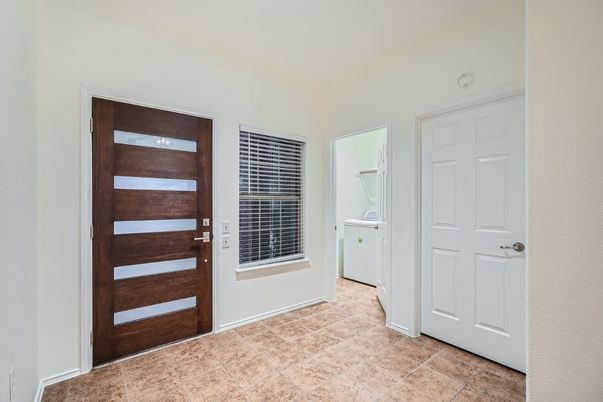 Interior, Washer