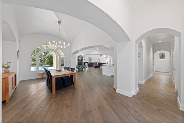 Dining room, Interior, Kitchen, Pendant Lights, Recessed Lighting, Wood Texture Flooring