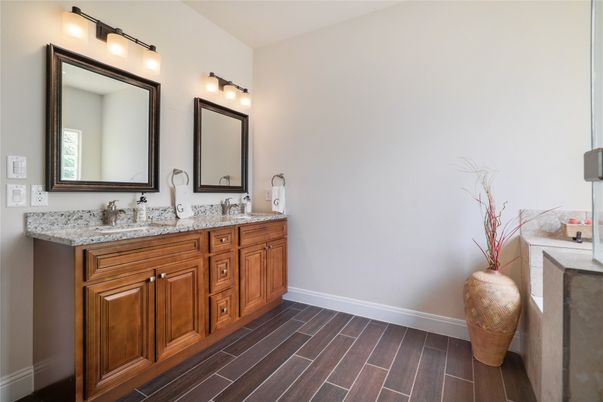 Bathroom, Dual Sink Vanities, Interior, Wood Texture Flooring
