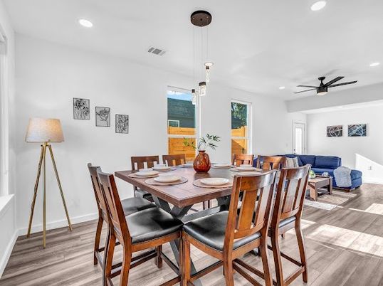 Dining room, Interior, Living room, Pendant Lights, Recessed Lighting, Wood Texture Flooring
