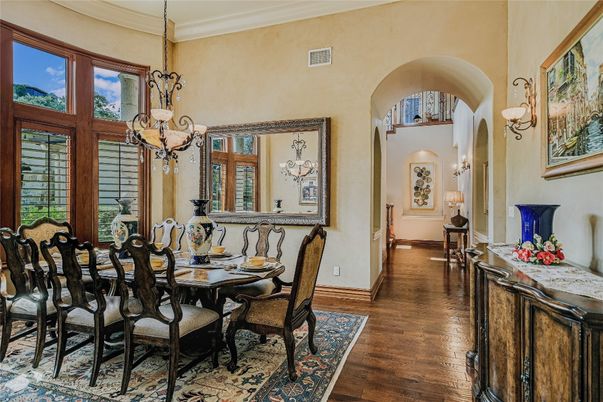 Chandelier, Dining room, Interior, Pendant Lights, Wood Texture Flooring