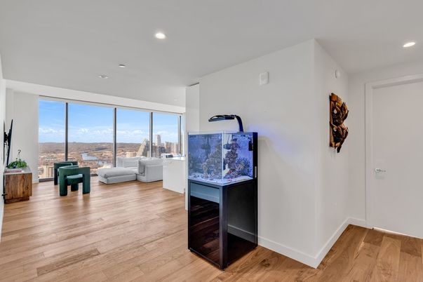 Interior, Recessed Lighting, Wood Texture Flooring